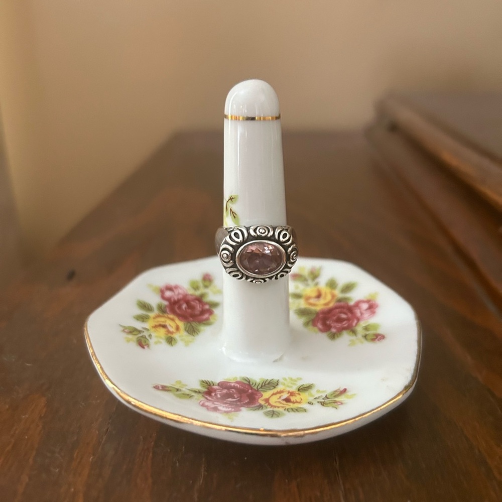 Sterling Silver Ring set w/Oval Amethyst Stamped 925